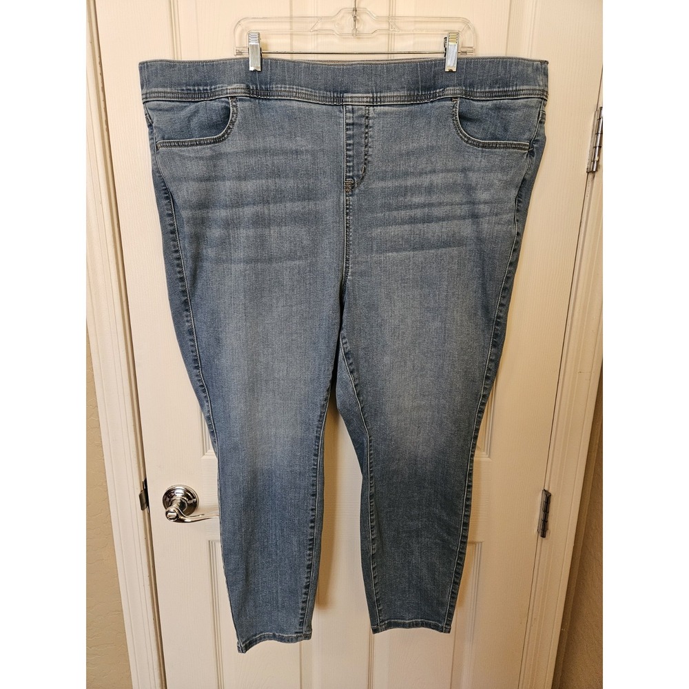 Torrid Lean Jean Super Soft Pull-On Blue Denim (SHORT) Skinny Jeans, Plus 4S